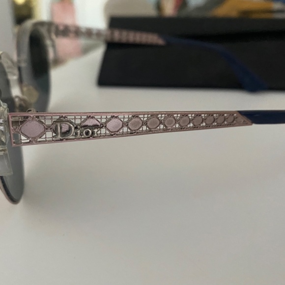 Dior Sunglasses - Picture 2 of 4